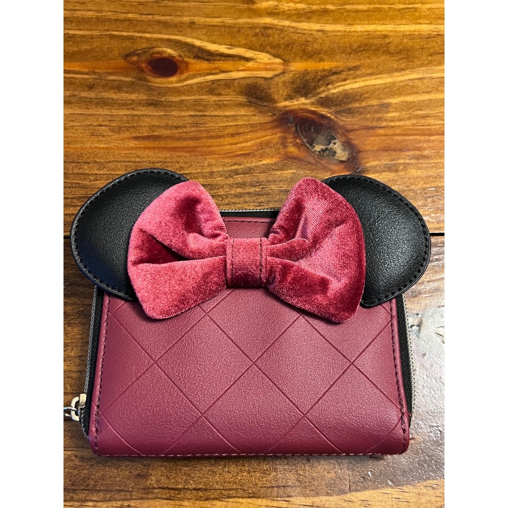 Loungefly Disney Minnie Mouse Wallet Women Burgundy Quilted Velvet Bow Excellent
